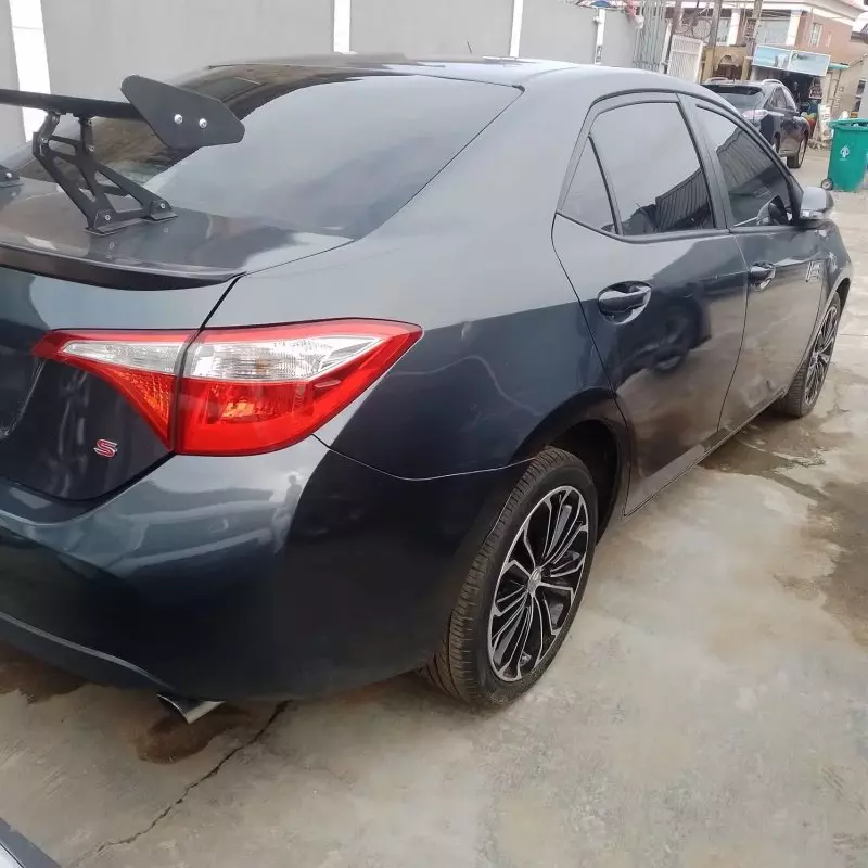 Toyota Corolla   - 2015