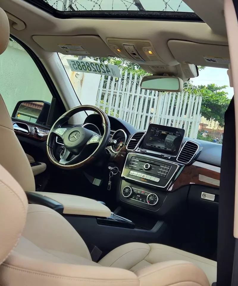 Mercedes-Benz GLE 350   - 2016