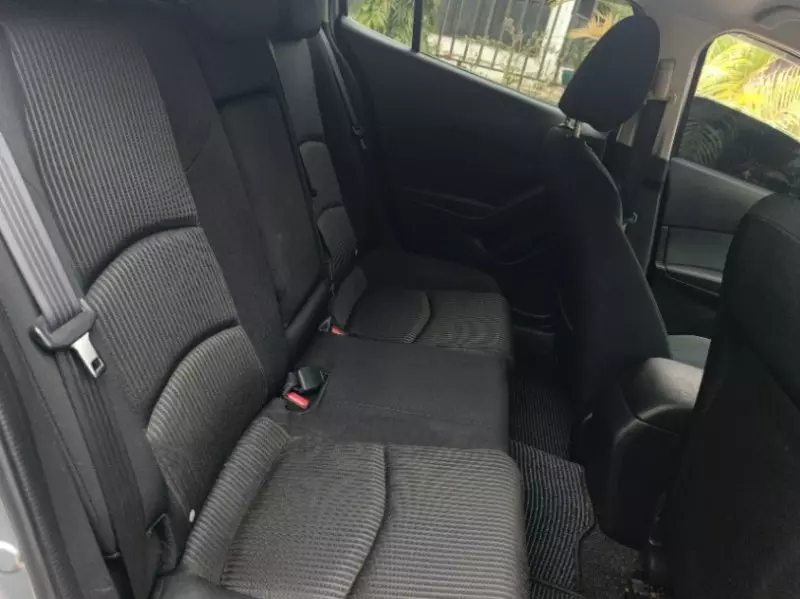 Mazda Axela    - 2016