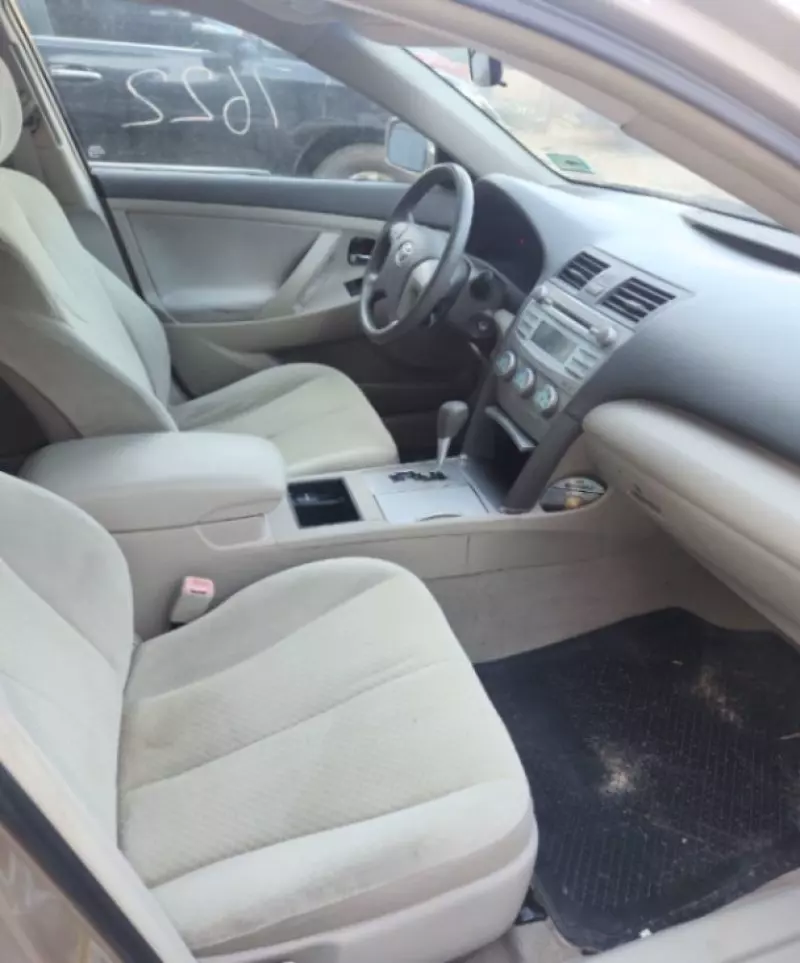 Toyota Camry   -