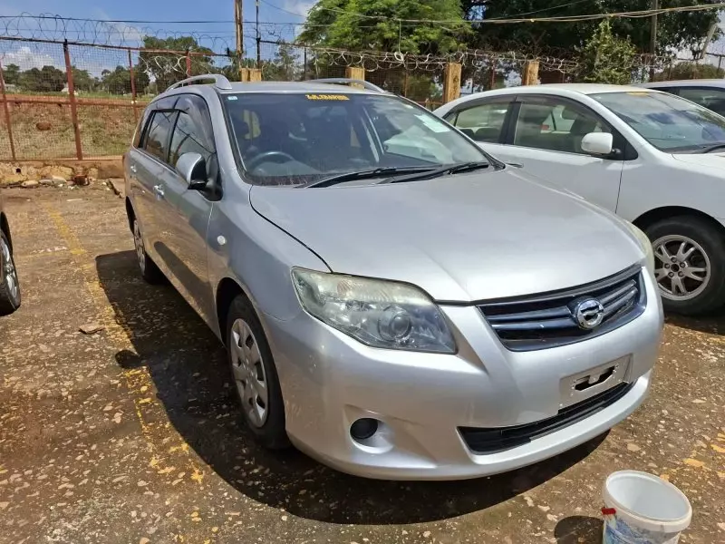Toyota Fielder - 2012