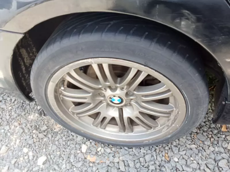 BMW 320i   - 2007