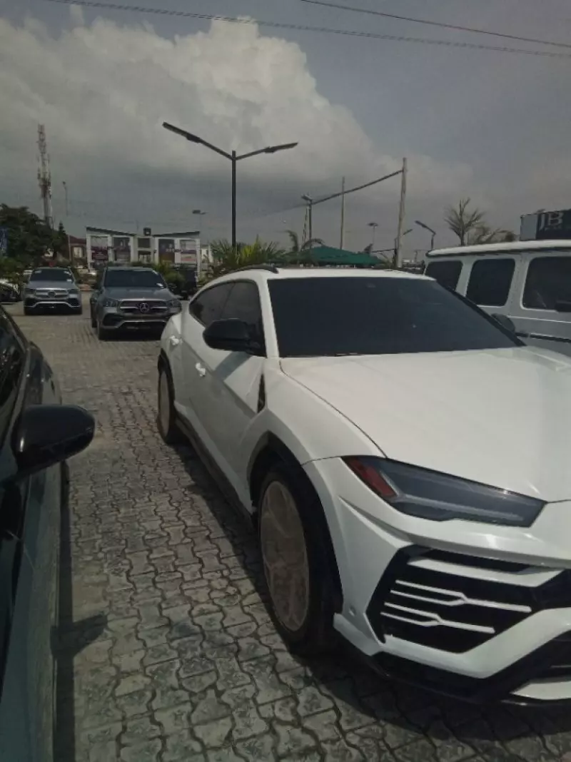 Lamborghini Urus