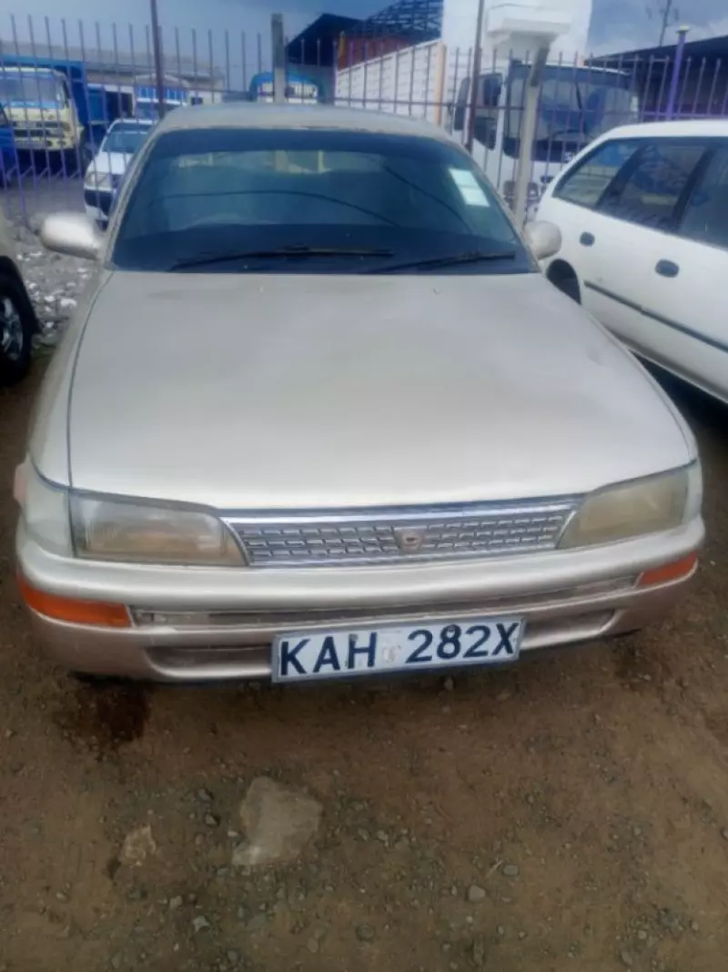 Toyota corolla   - 1999
