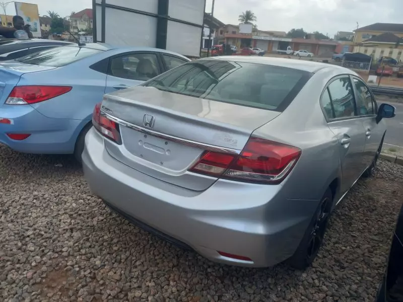 Honda Civic   - 2014