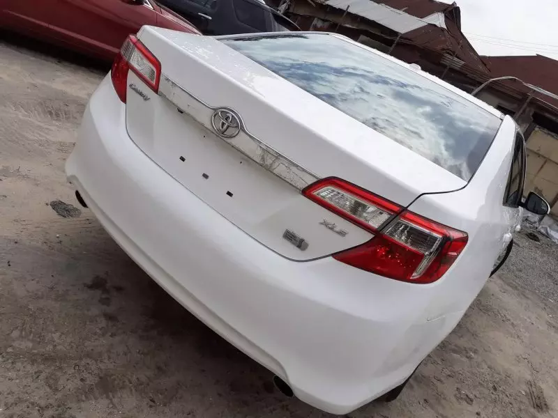 Toyota Camry   - 2013
