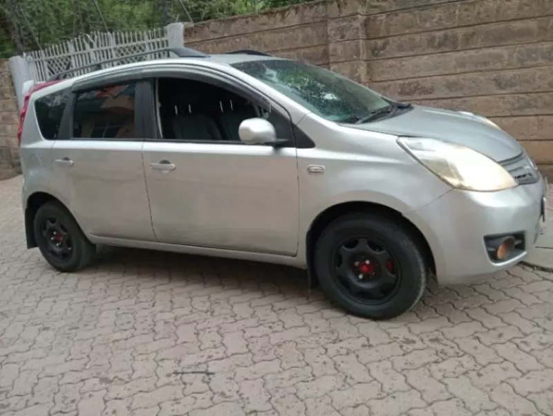 Nissan Note   - 2010