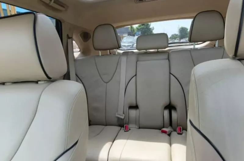 Toyota Venza   - 2011