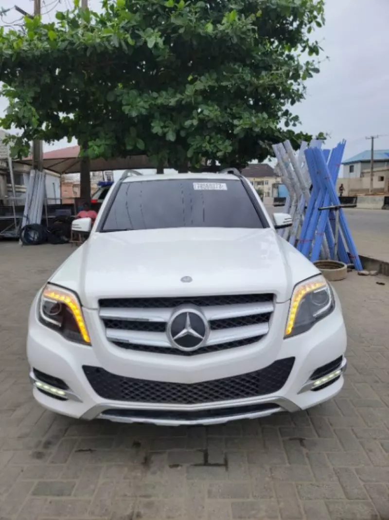 Mercedes-Benz GLK 350   - 2013
