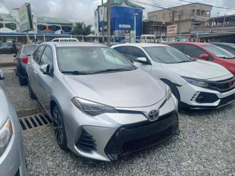 Toyota Corolla   - 2017