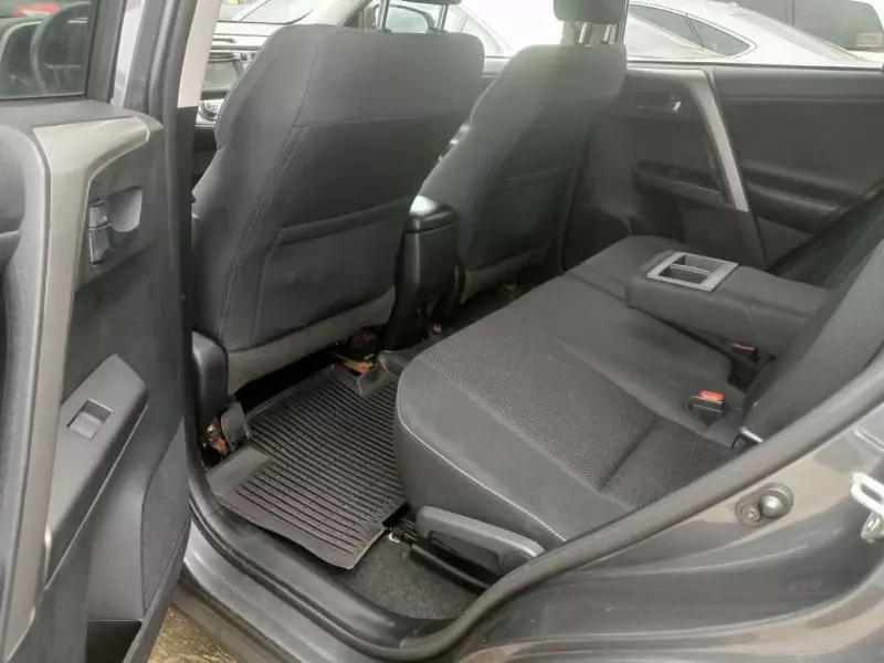 Toyota RAV 4   - 2018