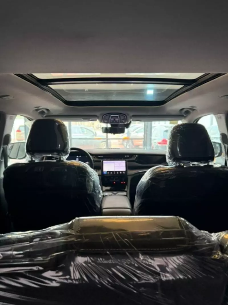 JEEP Grand Cherokee   - 2024