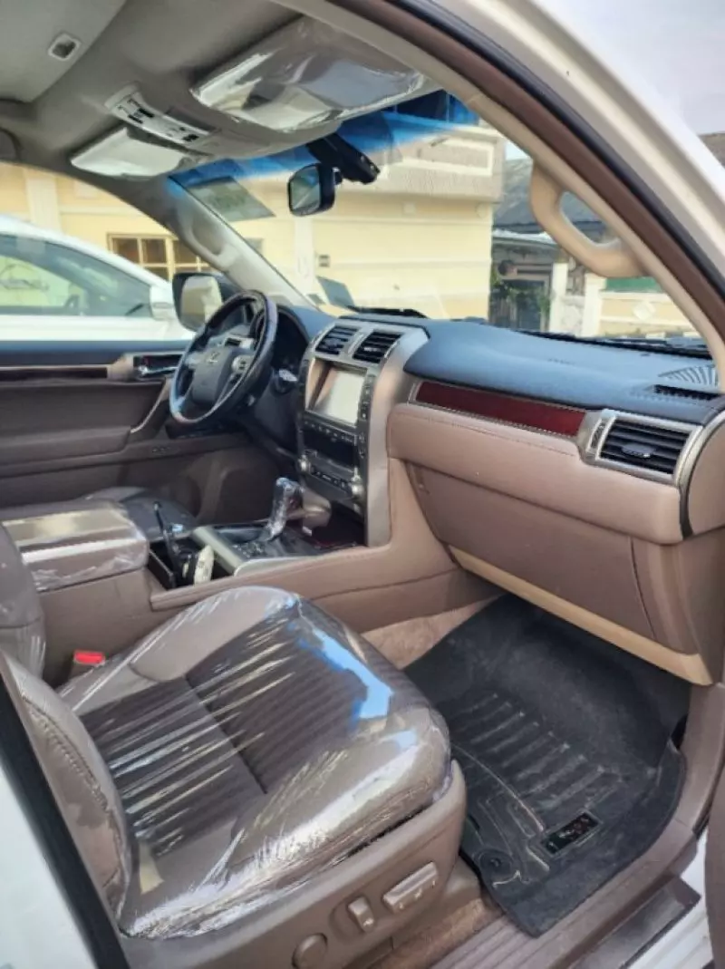 Lexus GX 460   - 2014