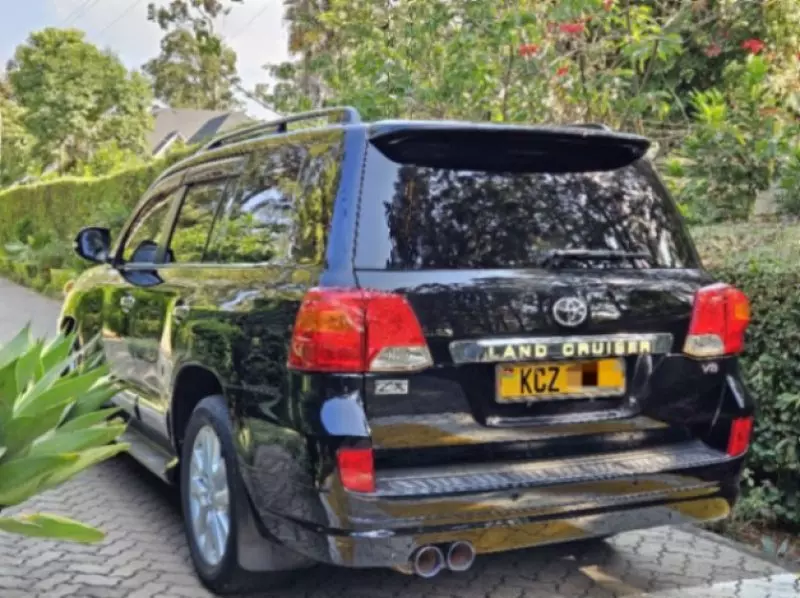 Toyota Landcruiser ZX   - 2014