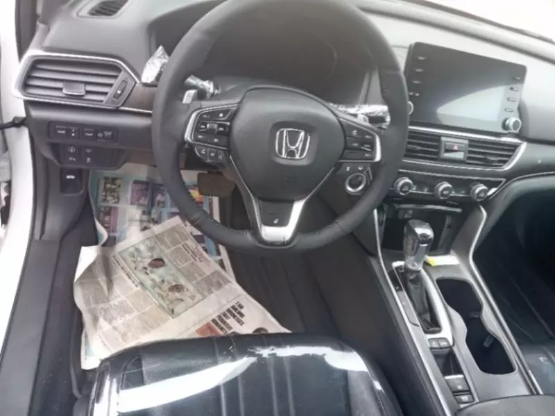 Honda Accord   - 2019