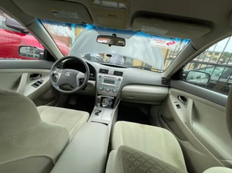 Toyota Camry   - 2007