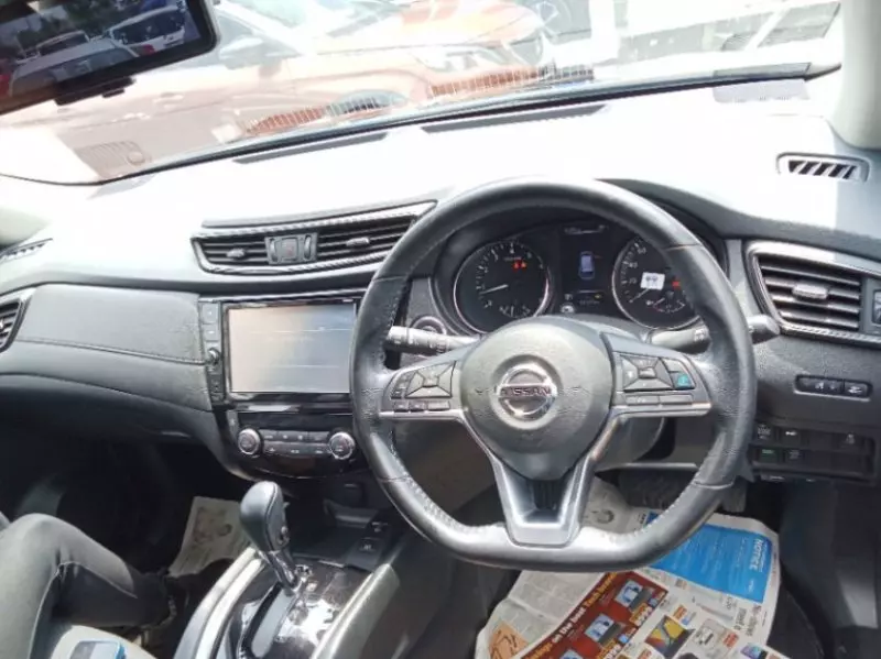 Nissan X-Trail   - 2018