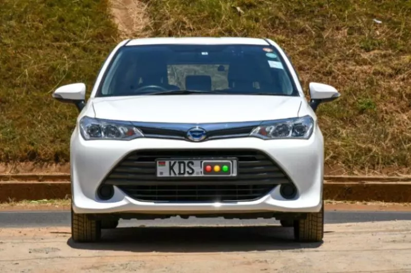 Toyota Fielder hybrid    - 2017