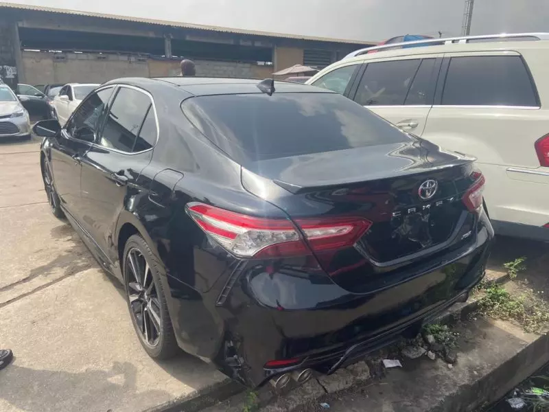 Toyota Camry   - 2019