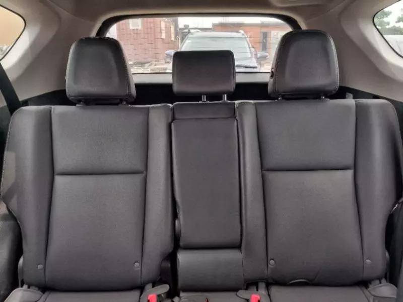 Toyota RAV4   - 2015