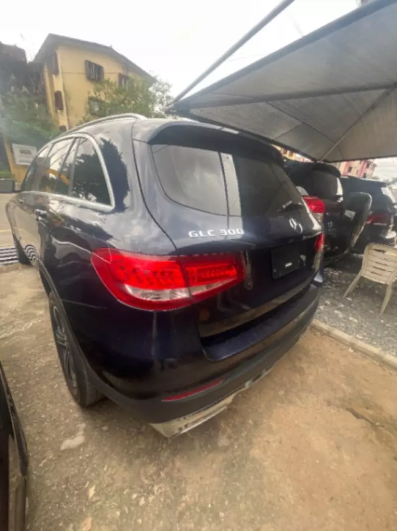 Mercedes-Benz GLC-Class   - 2016