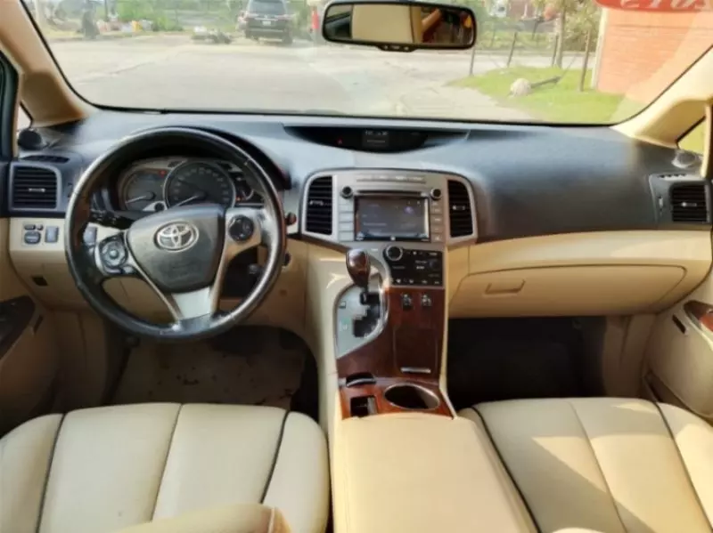 Toyota Venza   - 2015