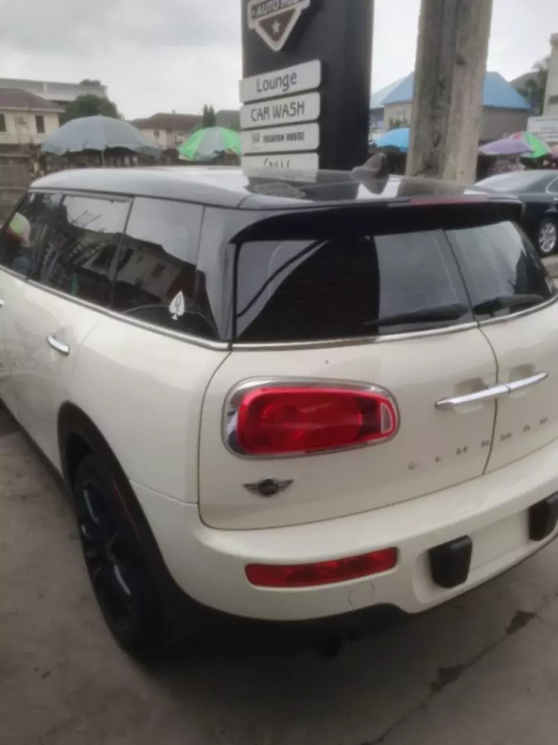 MINI Cooper Clubman   - 2016