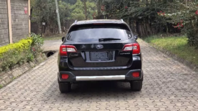 Subaru Outback   - 2018