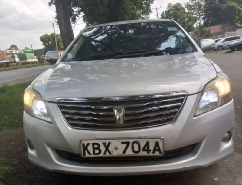 Toyota Premio    - 2009
