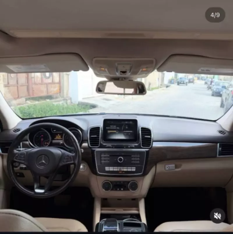 Mercedes-Benz GLE-Class   - 2016