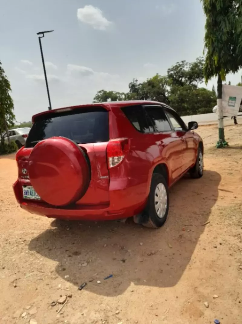 Toyota Rav4   - 2008