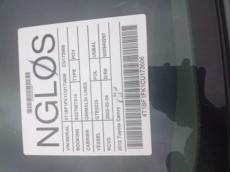 Toyota Camry   - 2012