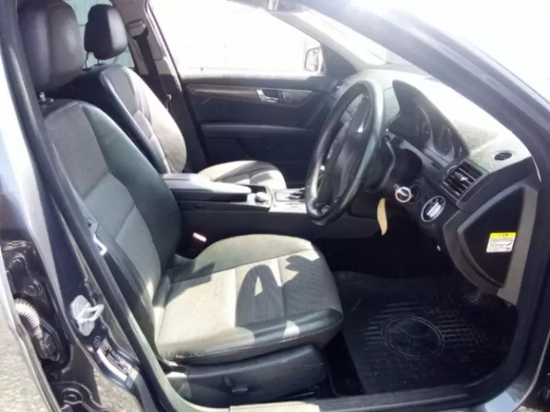 Mercedes-Benz C 200   - 2010