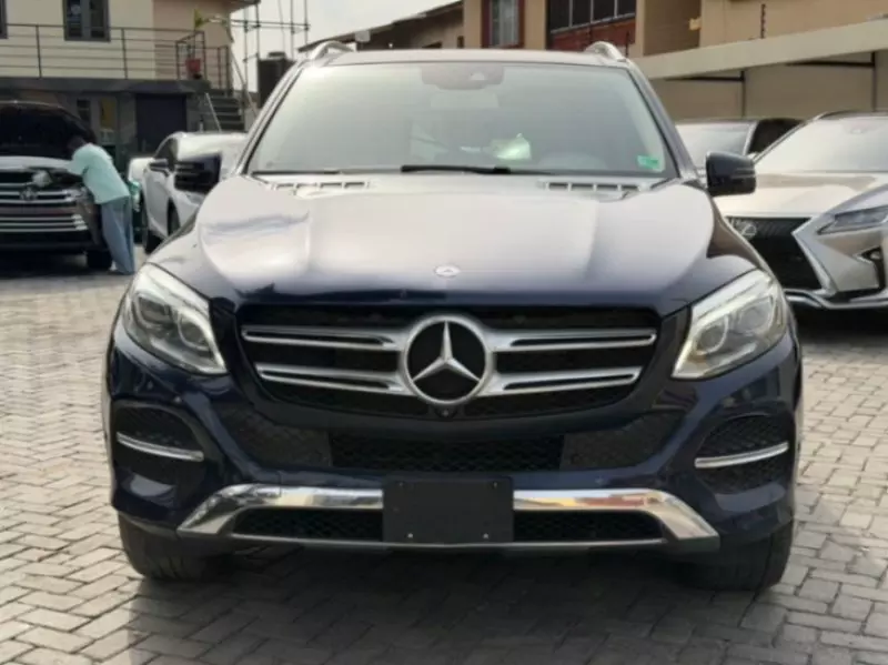 Mercedes-Benz GLE-Class   - 2016