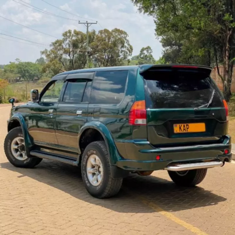 Mitsubishi Pajero Sport GLS Petrol   - 1997