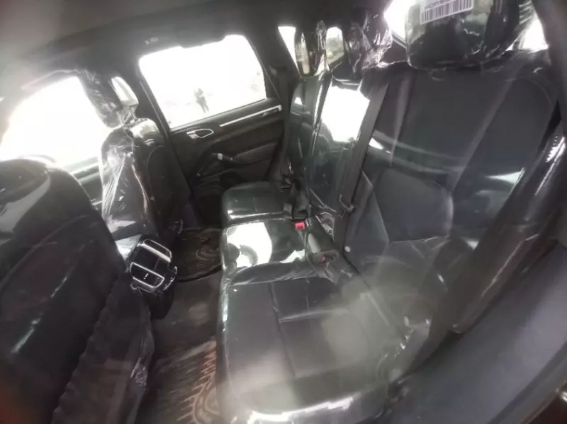 PORSCHE Cayenne - 2014