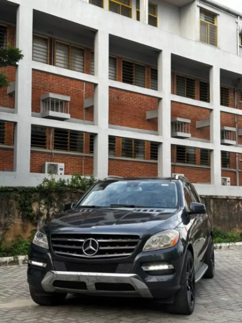 Mercedes-Benz ML 350   - 2012