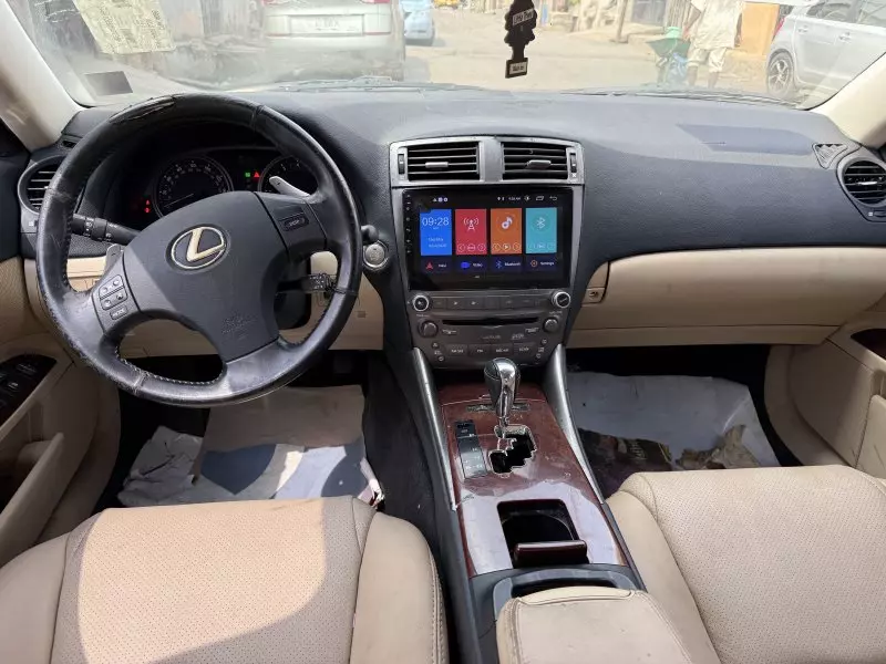 Lexus IS 300   - 2008
