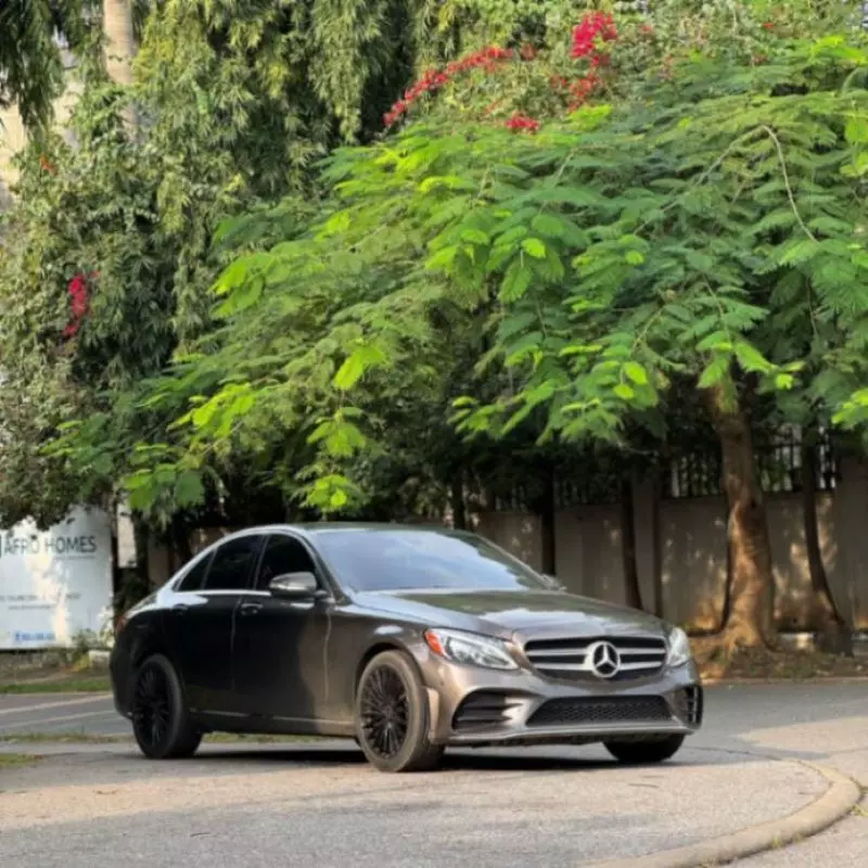 Mercedes-Benz C 300 - 2015