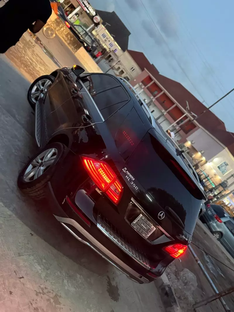 Mercedes-Benz ML 350   - 2012