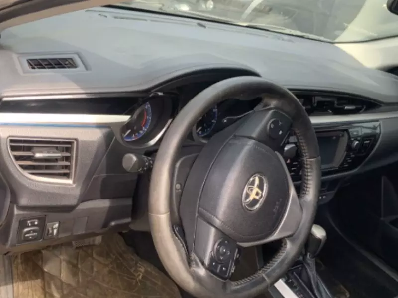 Toyota Corolla   - 2014