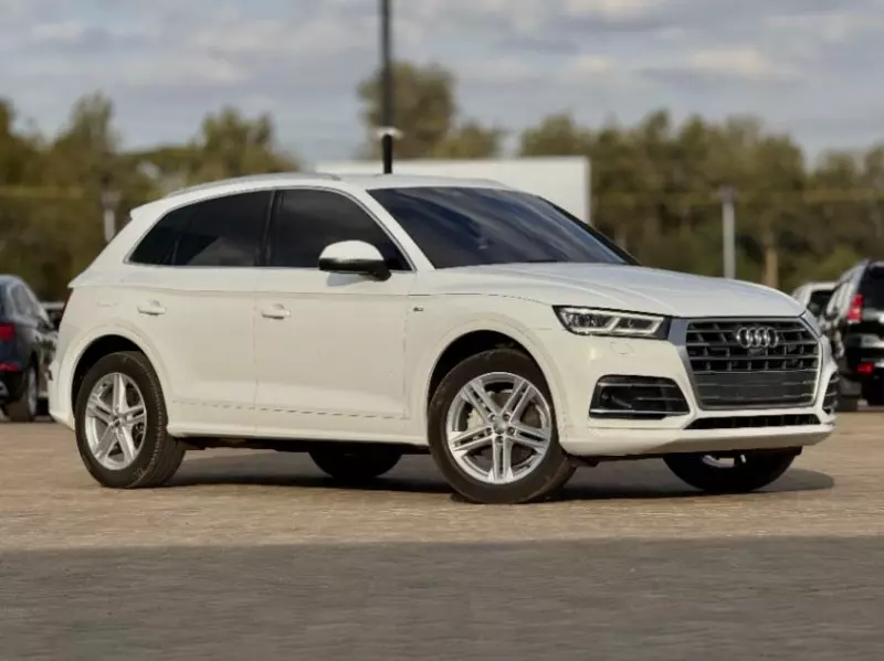Audi Q5   - 2018