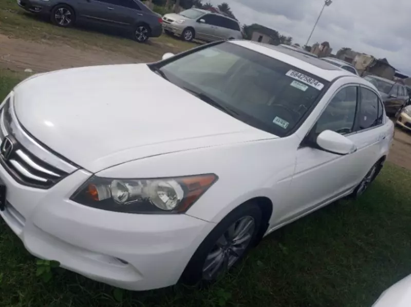 Honda Accord   - 2012