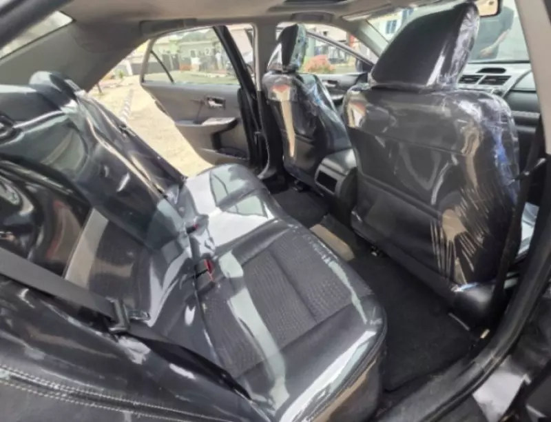 Toyota Camry   - 2012