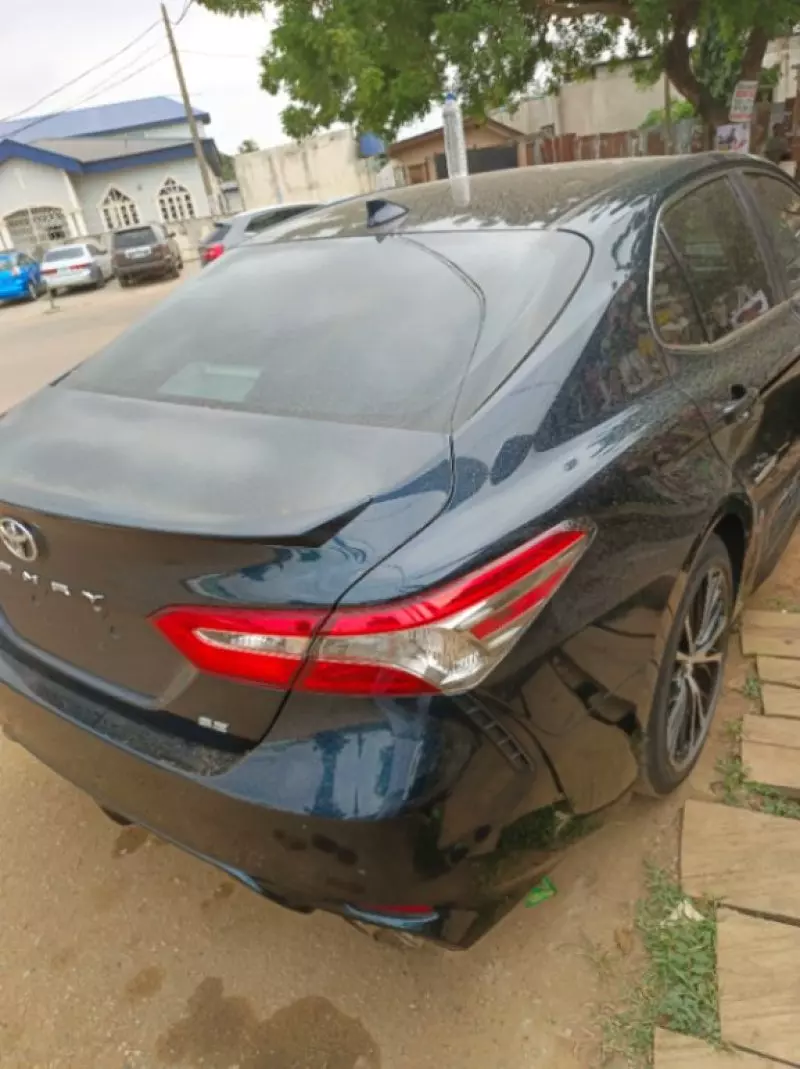 Toyota Camry   - 2020