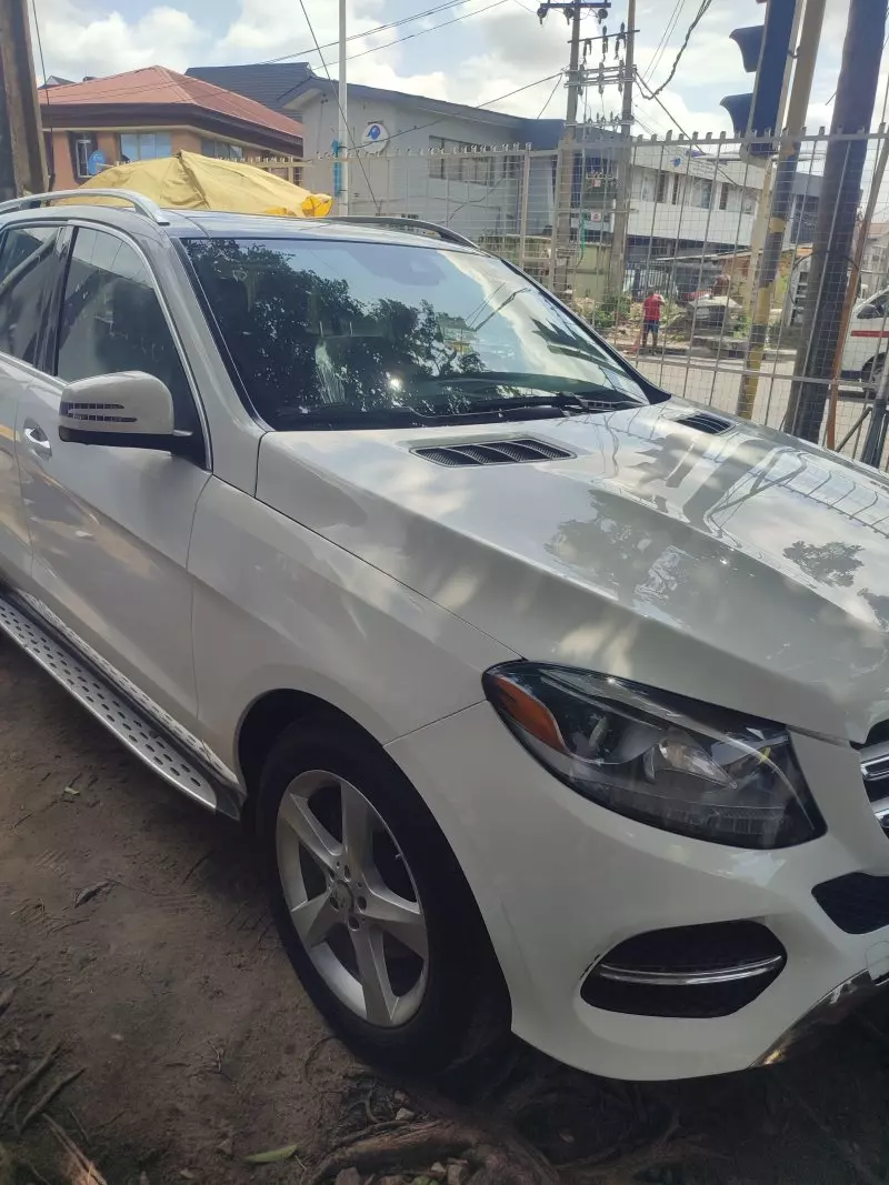 Mercedes-Benz Gle-class   - 2016