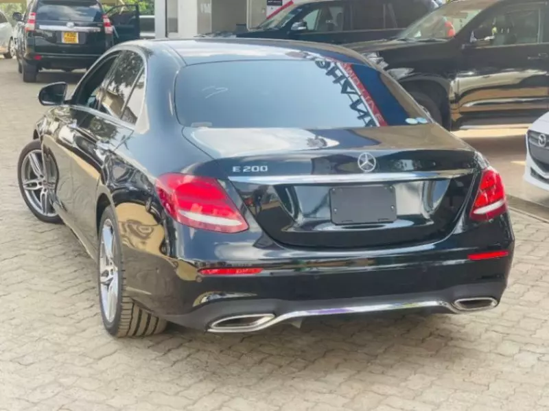 Mercedes-Benz E 200   - 2018