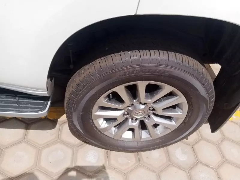 Toyota Landcruiser Prado   - 2016