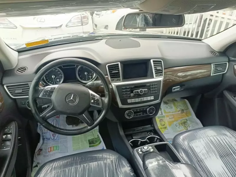 Mercedes-Benz ML 350   - 2015