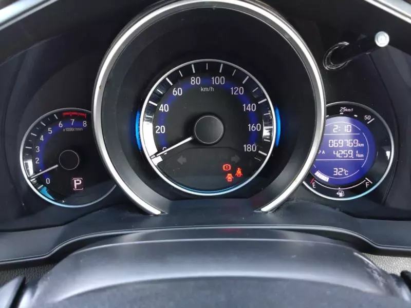 Honda Fit   - 2016